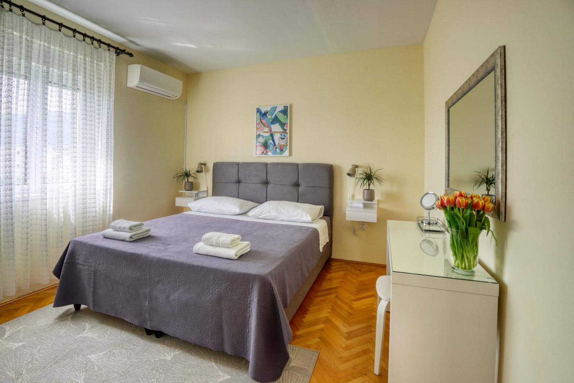Apartmani Ana 10 Min. Hoda Od Centra Trogira Exterior foto